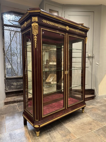 Vitrine Napoléon III en acajou et bronzes dorés - Mobilier Style Napoléon III