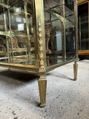 Napoléon III - Late 19th century bronze display cabinet