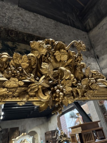 Antiquités - Miroir de cheminée « aux Vignes » en bois doré d’époque Napoléon III