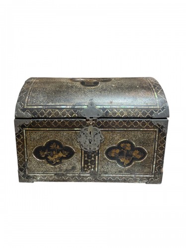 Coffret Japonais Namban en laque fin du XVIe début XVIIe