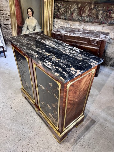 Napoléon III - 19th century Coromandel cabinet by Escalier de cristal