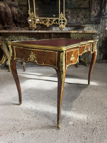 Mobilier Bureau et Secrétaire - Bureau en marqueterie et bronzes dorés d’époque Napoléon III