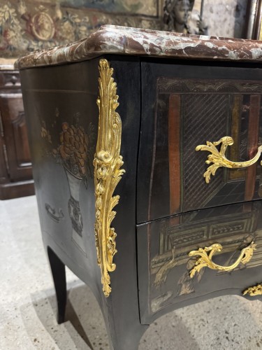 Antiquités - Commode en laque de coromandel d’époque Napoléon III