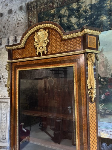 Mobilier Bibliothéque, vitrine - Vitrine en marqueterie d’époque Napoléon III