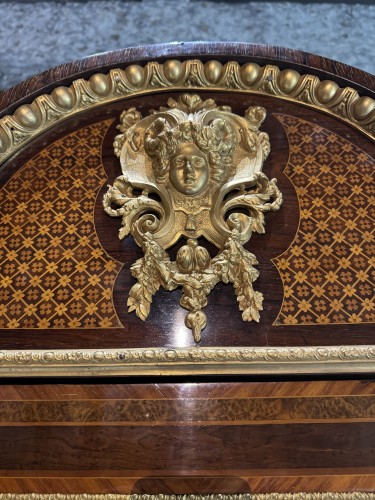 Vitrine en marqueterie d’époque Napoléon III - Antiquités Simon