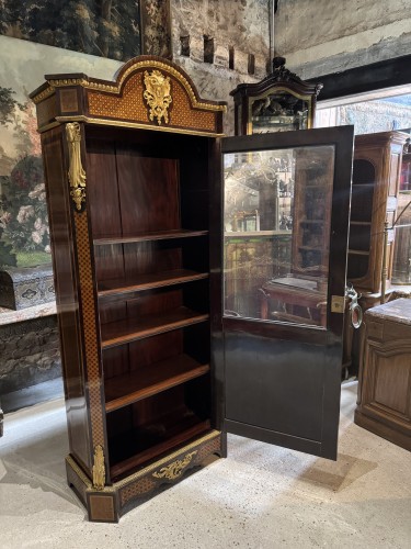 Antiquités - Vitrine en marqueterie d’époque Napoléon III