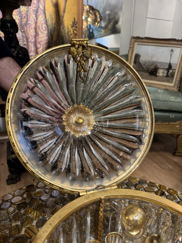 Cave à liqueurs en bronze modèle attribué à Baccarat - Napoléon III