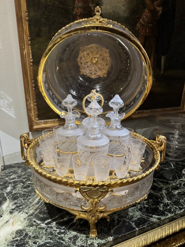 XIXe siècle - Cave à liqueurNapoléon III  en bronze et cristal