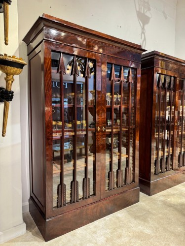 Paire de bibliotheques d’époque Empire en acajou flammé XIXe siècle - Mobilier Style Empire