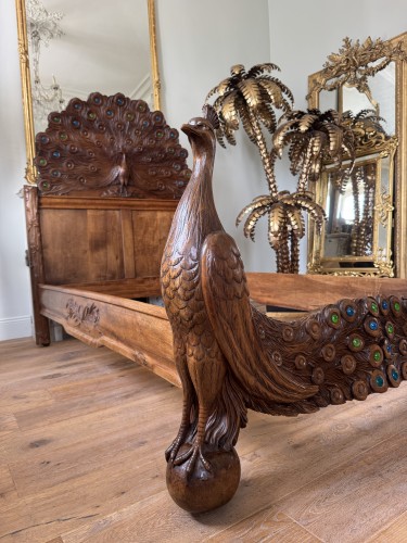 Antiquités - Lit de repos aux Paons d’époque Art Nouveau