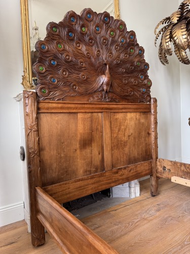 Antiquités - Lit de repos aux Paons d’époque Art Nouveau