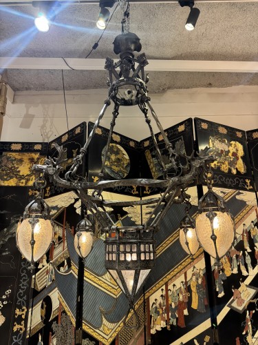 Lustre en fer forgé d’époque Art Déco aux Élans - Antiquités Simon