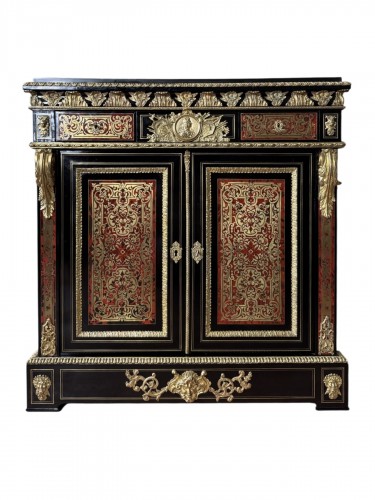 Meuble d’appui Napoléon III en marqueterie Boulle