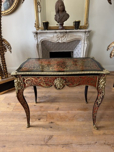 Mobilier Bureau et Secrétaire - Bureau en marqueterie Boulle estampillé de Thomas Willson XIXe