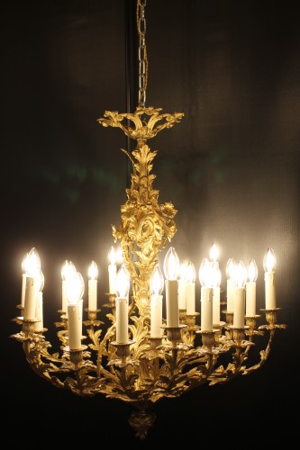 Chandelier of rocaille style in chased and gilded bronze with 24 lights - Lighting Style Napoléon III