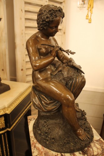 XIXe siècle - VENOT Cyprien François (1808-1886) Putto aux tourterelles