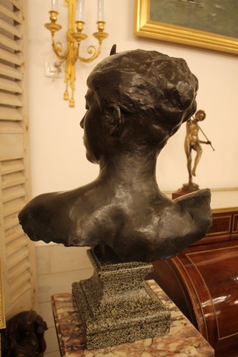 Alexandre Falguière (1831-1900) - Bust of Diana the Huntress - 