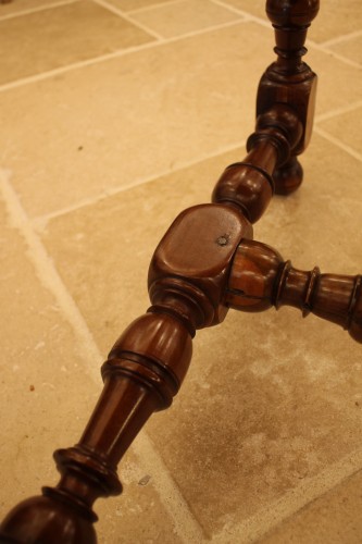 Antiquités - Louis XIV table in mahogany, gaîac and oak, Nantes work from the 18th century