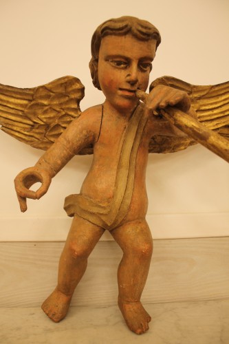 Paire d'angelots en bois sculpté polychrome, époque XVIIIe - Antiquités Thierry Martin
