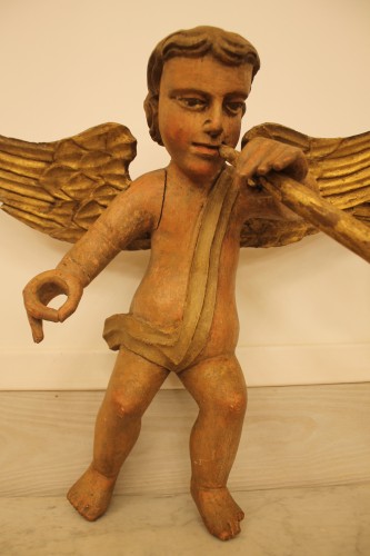 Paire d'angelots en bois sculpté polychrome, époque XVIIIe - Antiquités Thierry Martin