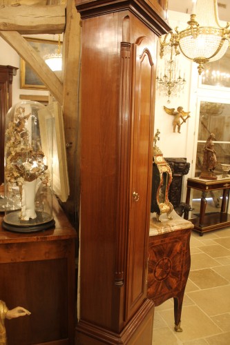 Horology  - Bordelaise clock in solid mahogany, 18th century