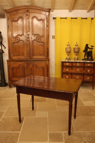 XVIIIe siècle - Table bureau en acajou massif, Bordeaux, époque Louis XVI
