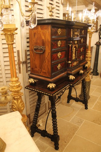 Mobilier Cabinet & Coffre - Cabinet de voyage ou Bargueno, Espagne XVIIe siècle