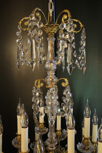 XIXe siècle - Baccarat, important lustre à 18 feux, milieu du XIXe siècle