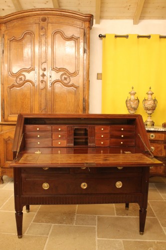 Louis XVI sloping desk in solid mahogany, Bordeaux - Furniture Style Louis XVI