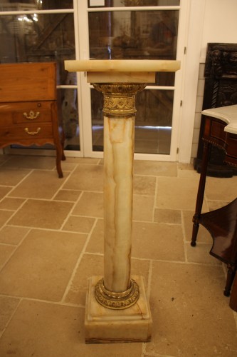 Antiquités - Colonne en onyx et bronze doré, époque XIXe siècle