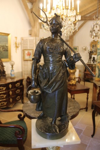 Sculpture Sculpture en Bronze - BOUILLON Henri (1864-1934)– Porteuse aux champs, important bronze
