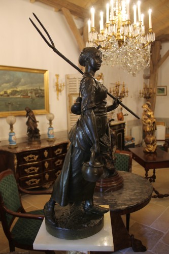 BOUILLON Henri (1864-1934)– Porteuse aux champs, important bronze - 