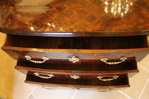 Antiquités - Louis XIV rosewood marquetry commode with gilt-bronze mounts stamped with the crowned “R”