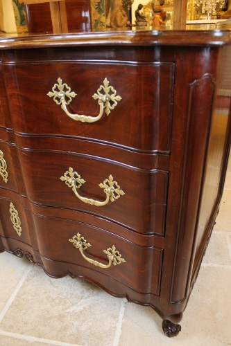 Antiquités - Commode Nantaise en acajou massif, époque Louis XV