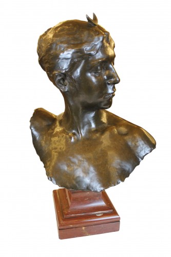 Alexandre FALGUIERE (1831-1900) - Buste de Diane Chasseresse en bronze
