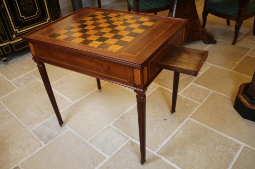 Table tric trac en acajou massif, Nantes époque Louis XVI - Louis XVI