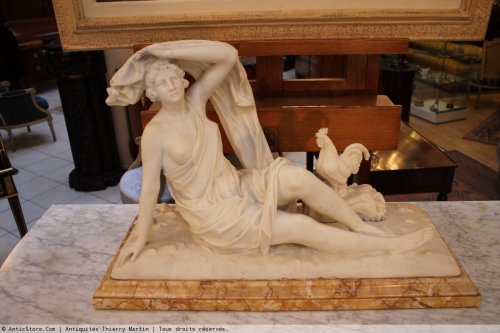 Antiquités - Sculpture en marbre de François PERRAUD
