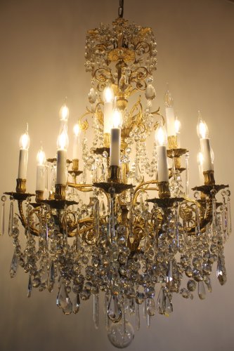 Luminaires Lustre - Lustre en bronze et cristal de Baccarat à 18 lumières, milieu du XIXe siècle