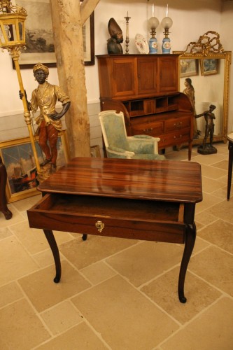 Table de port Louis XV - Mobilier Style Louis XV