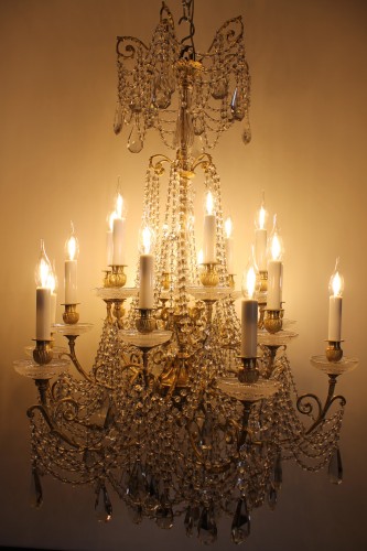 XIXe siècle - Lustre en bronze et cristal de Baccarat à 18 lumières, fin XIXe siècle