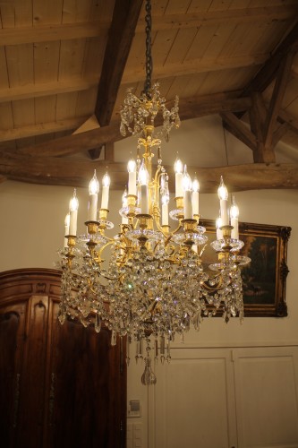 Lustre en bronze et cristal de Baccarat à 18 Lumières, fin XIXe siècle - Antiquités Thierry Martin