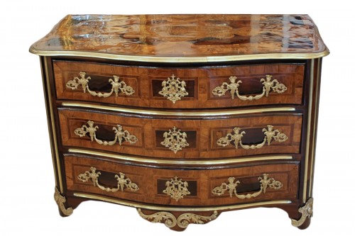 Commode Louis XIV, travail Grenoblois du XVIIIe siècle