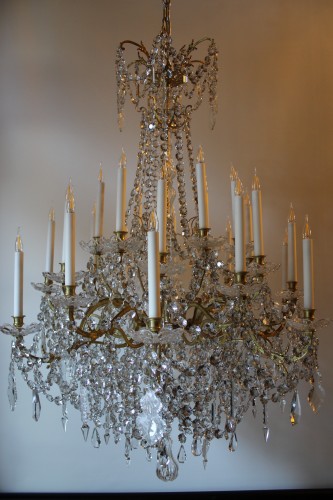 XIXe siècle - Lustre corbeille en bronze et cristal de Baccarat à 24 feux, époque Napoléon III