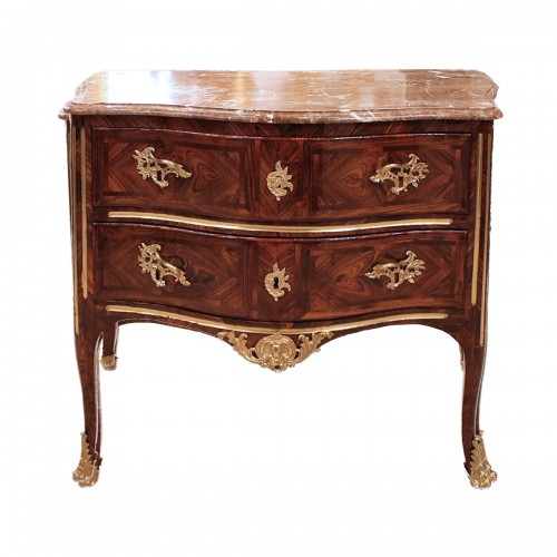 Commode sauteuse marquetée, époque Régence