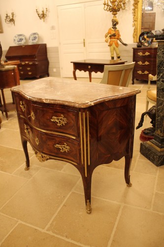 Commode sauteuse marquetée, époque Régence - Antiquités Thierry Martin