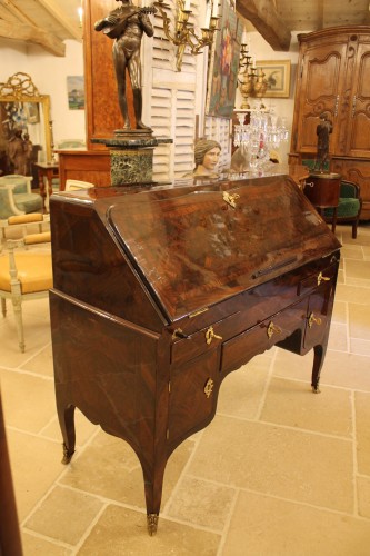 Bureau de pente à caissons attribué à Pierre II MIGEON, époque Louis XV - Louis XV