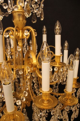 - Baccarat - Lustre en bronze et cristal à 20 lumières, fin du XIXe siècle
