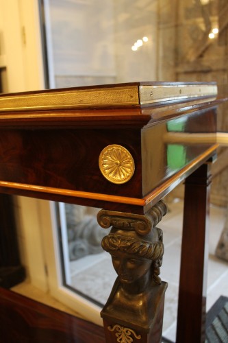 19th century - Caryatids console in mahogany and mahogany veneer, Empire period