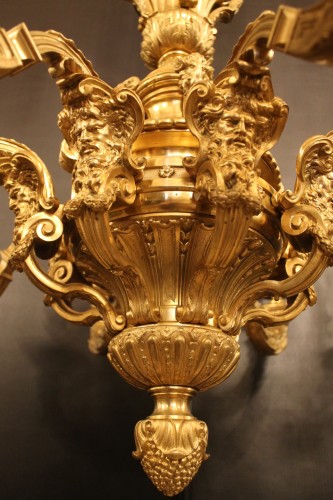 Important lustre en bronze doré, modèle de Cressent - Luminaires Style 