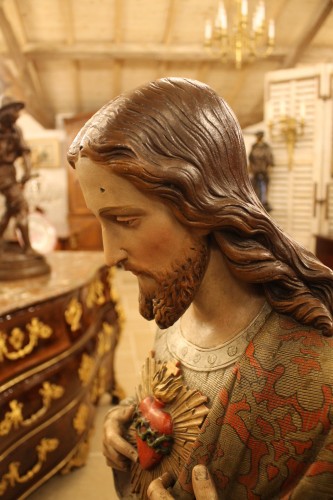 Grande statue du Sacré Coeur de Jésus en bois polychrome, milieu du XIXe siècle - 